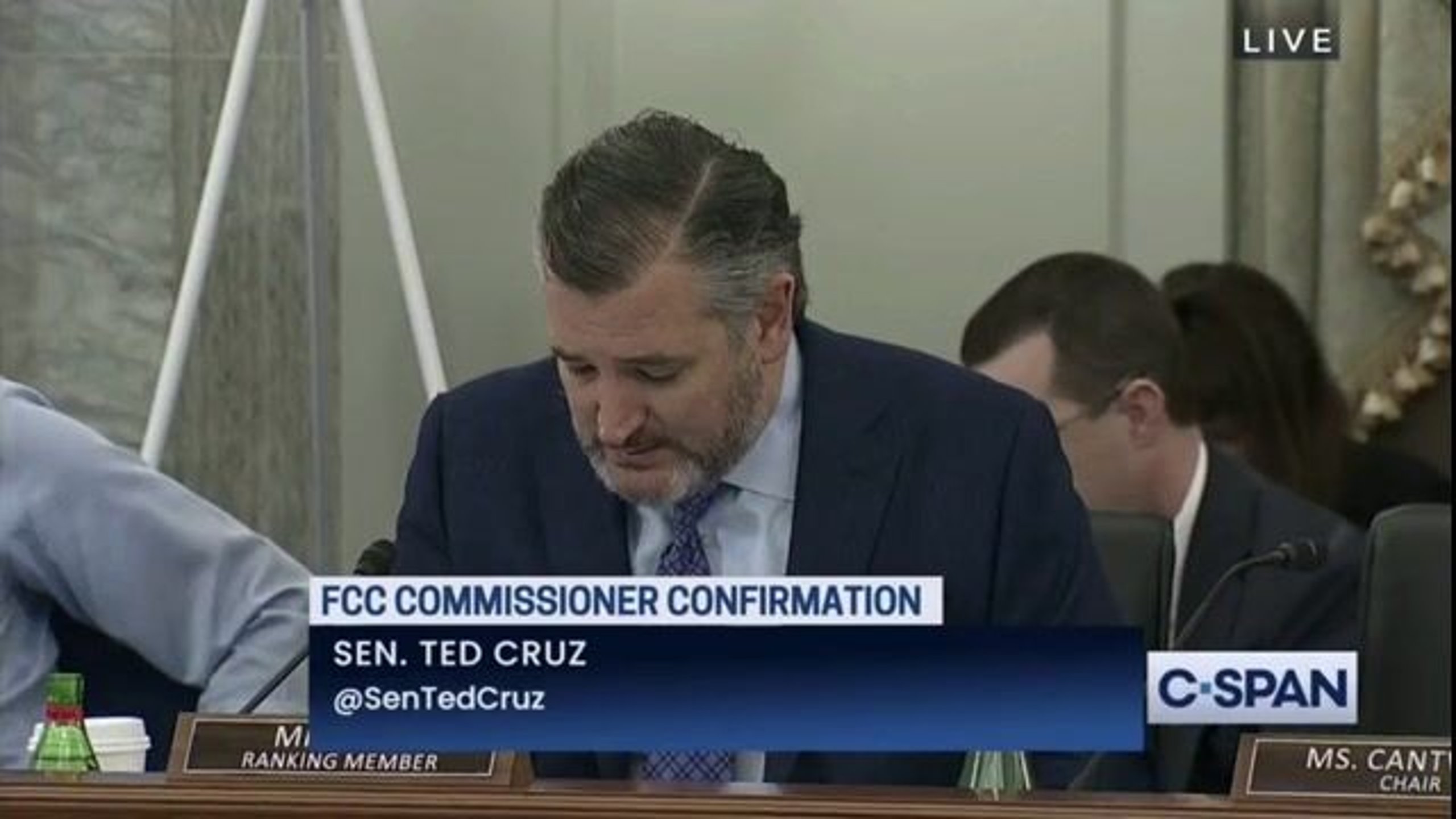 Sen. Ted Cruz (R-TX) presses FCC commissioner nom. Sohn over donations ...